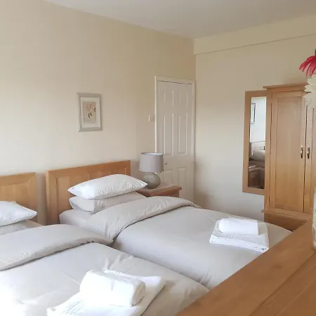 Saltburn Holidays 4 Park View *